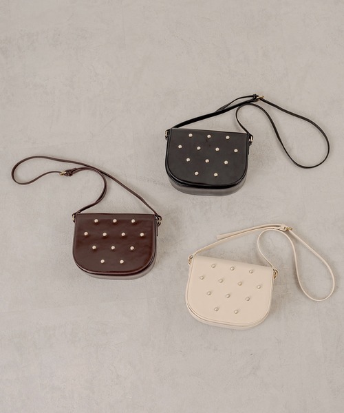 OLIVE des OLIVE（オリーブデオリーブ）の「パールフラップバッグ（ショルダーバッグ・レディース・ダークブラウン/ブラック/オフホワイト・FREE）」の9枚目の写真