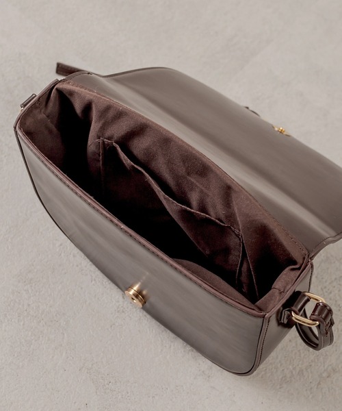 OLIVE des OLIVE（オリーブデオリーブ）の「パールフラップバッグ（ショルダーバッグ・レディース・ダークブラウン/ブラック/オフホワイト・FREE）」の12枚目の写真