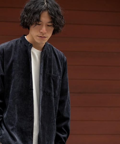 ITEMS URBANRESEARCH(アイテムズ アーバンリサーチ)の「コーデュロイ スタンドカラーシャツ(シャツ/ブラウス・メンズ・チャコールグレー/ブラック/オフホワイト/グリーン・MEDIUM/LARGE)」の7枚目の写真