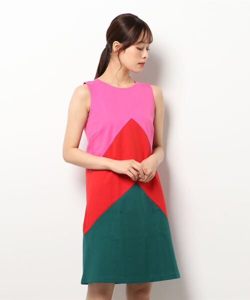 agnes b.（アニエスベー）の「J617 ROBE グラフィカルカラーミニドレス（ワンピース・レディース・グリーン・3/2/1）」の5枚目の写真