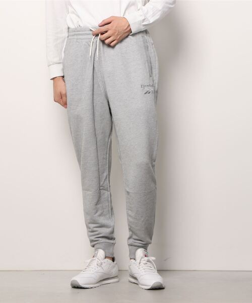 Reebok(リーボック)の「トレーニング エッセンシャルズ メランジ ジョガー / Training Essentials Melange Joggers(スウェットパンツ・メンズ・ブラック/ヘザーグレー・XXX-LARGE/LARGE/MEDIUM/X-LARGE/SMALL/XX-LARGE/X-SMALL)」の4枚目の写真