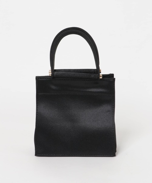 URBAN RESEARCH ROSSO(アーバンリサーチロッソ)の「サテンミニハンドバッグ(ハンドバッグ・レディース・ブラック/オフホワイト/ライトブラウン・FREE)」の5枚目の写真