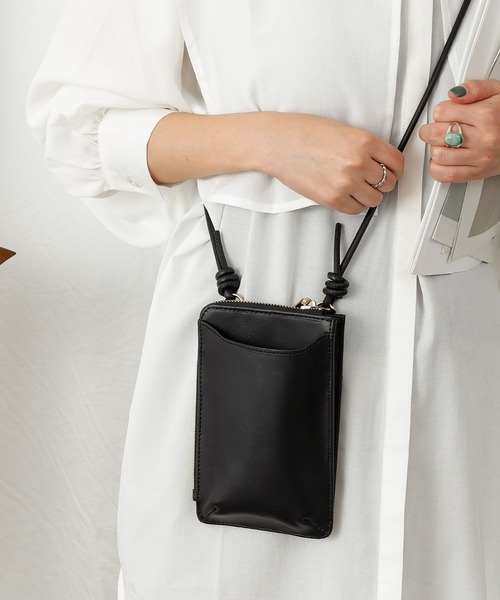 COLONY 2139（コロニートゥーワンスリーナイン）の「スマホお財布ミニショルダーバッグ（ショルダーバッグ・レディース・ブラック/ピンク/シルバー/イエロー/アイボリー/ブラック系その他/ブルー・FREE）」の3枚目の写真