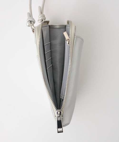 COLONY 2139（コロニートゥーワンスリーナイン）の「スマホお財布ミニショルダーバッグ（ショルダーバッグ・レディース・ブラック/ピンク/シルバー/イエロー/アイボリー/ブラック系その他/ブルー・FREE）」の17枚目の写真