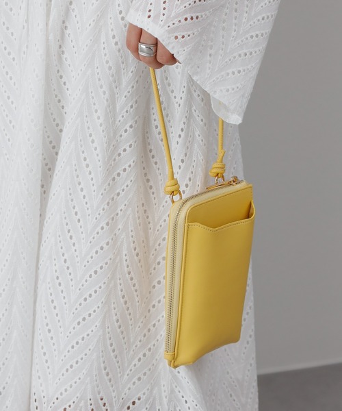 COLONY 2139（コロニートゥーワンスリーナイン）の「スマホお財布ミニショルダーバッグ（ショルダーバッグ・レディース・ブラック/ピンク/シルバー/イエロー/アイボリー/ブラック系その他/ブルー・FREE）」の21枚目の写真