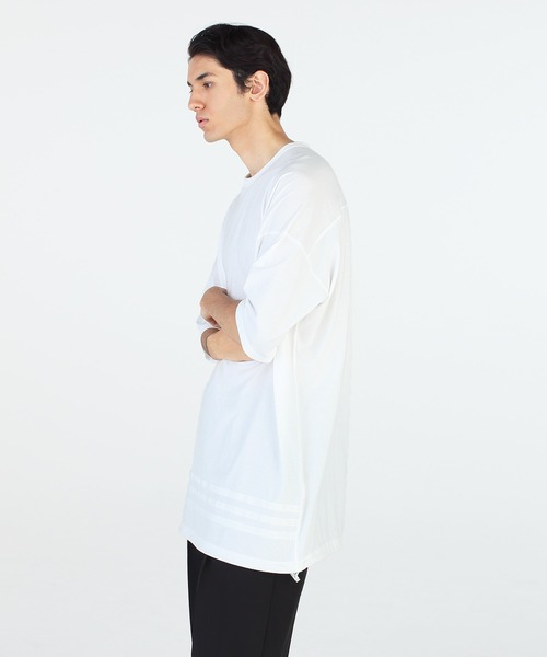 Y-3（ワイスリー）の「M CH1 OVERSIZED SS TEE - STRIPES（Tシャツ/カットソー・メンズ・ライトホワイト・SMALL/MEDIUM/LARGE/X-LARGE/X-SMALL）」の4枚目の写真