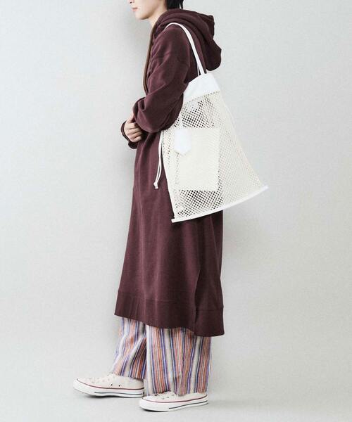 CONVERSE TOKYO（コンバーストウキョウ）の「メッシュトートバッグ（トートバッグ・レディース・ホワイト/ブラック/キャメル・FREE）」の17枚目の写真