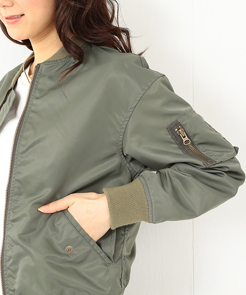 Ray BEAMS(レイビームス)の「【sweet 4月号掲載】RBS / ドロップショルダー MA-1(その他アウター・レディース・オリーブ/ネイビー・0/1)」の14枚目の写真