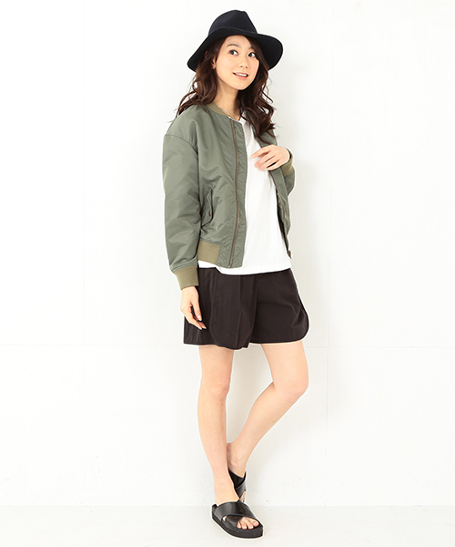 Ray BEAMS(レイビームス)の「【sweet 4月号掲載】RBS / ドロップショルダー MA-1(その他アウター・レディース・オリーブ/ネイビー・0/1)」の9枚目の写真