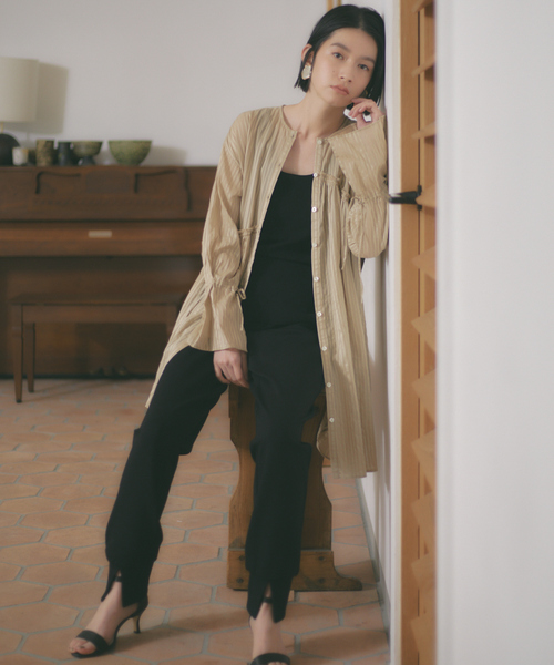 qualite（カリテ）の「アシメギャザーブラウス（シャツ/ブラウス・レディース・ベージュ/オフホワイト・フリー）」の5枚目の写真