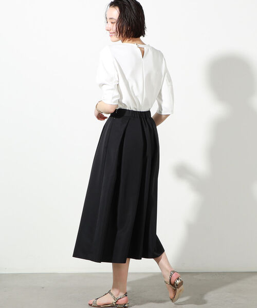 NOLLEY’S Sophi(ノーリーズソフィ)の「ダンボールプルオーバーカットソー(Tシャツ/カットソー・レディース・ホワイト/ブラック/ベージュ・38/36)」の14枚目の写真