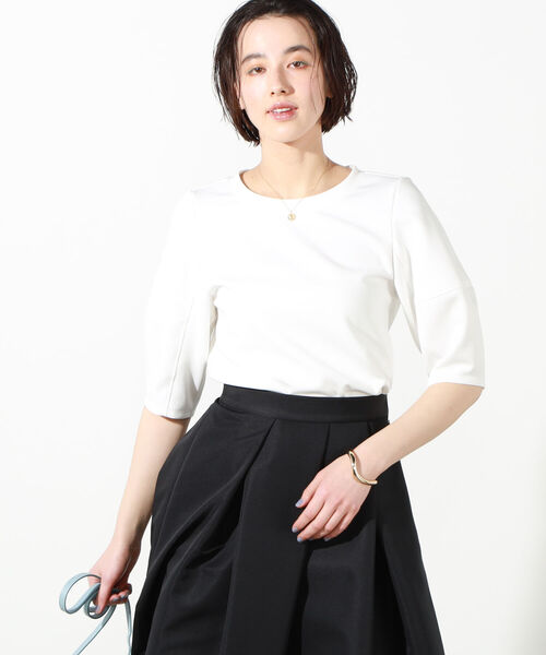 NOLLEY’S Sophi(ノーリーズソフィ)の「ダンボールプルオーバーカットソー(Tシャツ/カットソー・レディース・ホワイト/ブラック/ベージュ・38/36)」の15枚目の写真