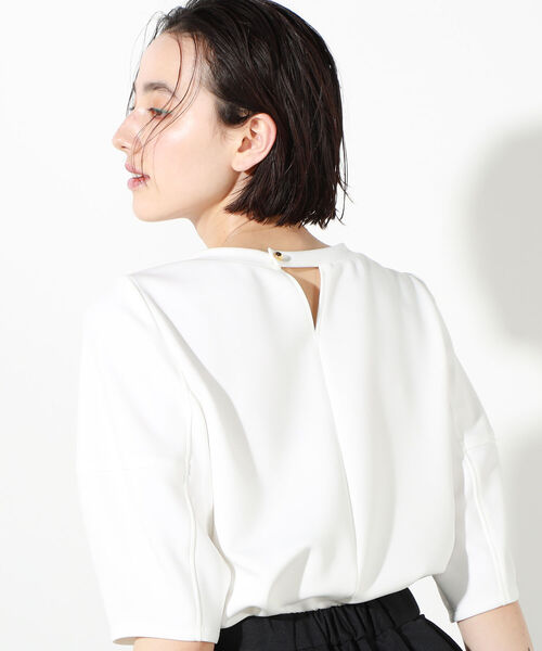 NOLLEY’S Sophi(ノーリーズソフィ)の「ダンボールプルオーバーカットソー(Tシャツ/カットソー・レディース・ホワイト/ブラック/ベージュ・38/36)」の16枚目の写真