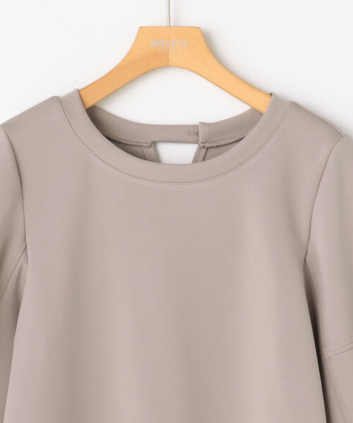 NOLLEY’S Sophi(ノーリーズソフィ)の「ダンボールプルオーバーカットソー(Tシャツ/カットソー・レディース・ホワイト/ブラック/ベージュ・38/36)」の7枚目の写真