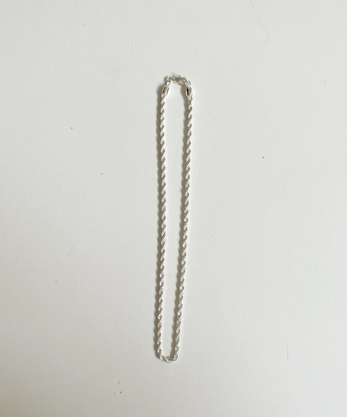 PT（ピーティ）の「Pt(ピーティー) ねじりチェーンネックレス（ネックレス・レディース・シルバー/ゴールド・ONE SIZE）」の7枚目の写真