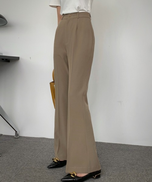 ABITOKYO（アビトーキョー）の「センタープレスセミフレアスラックス（スラックス・レディース・ブルーグレー/ブラック/ピンク/グレイッシュベージュ/モカ/ダークグリーン・M/L/S）」の16枚目の写真