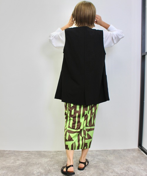 MLI'A（エムリア）の「ジオメ柄フロントスリットナロースカート（スカート・レディース・ホワイト×ブラック/ブラウン・FREE）」の21枚目の写真