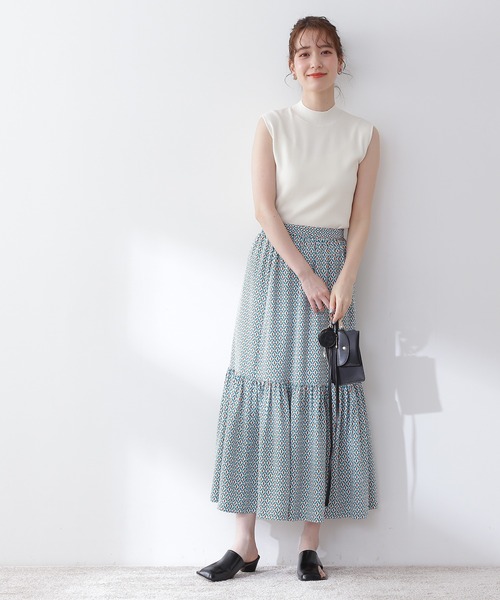 N.（N. Natural Beauty Basic）（エヌエヌナチュラルビューティーベーシック）の「◆総針ボトルネックノースリーブニット（ニット/セーター・レディース・ブラック/ブラウン/オフホワイト/イエロー/グリーン・MEDIUM）」の12枚目の写真