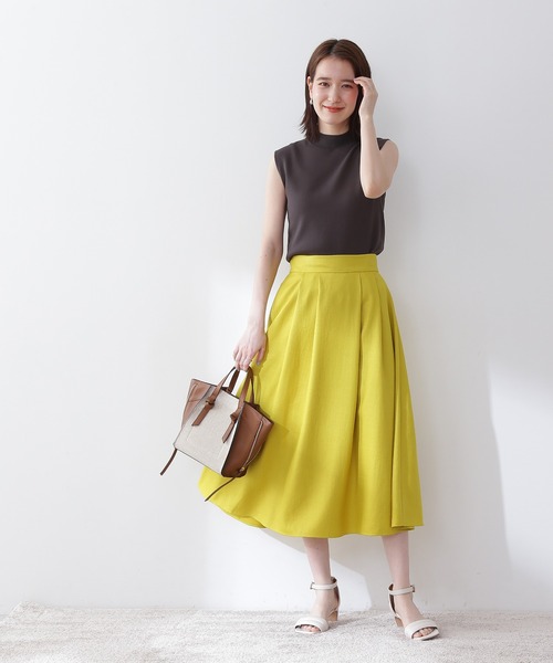 N.（N. Natural Beauty Basic）（エヌエヌナチュラルビューティーベーシック）の「◆総針ボトルネックノースリーブニット（ニット/セーター・レディース・ブラック/ブラウン/オフホワイト/イエロー/グリーン・MEDIUM）」の16枚目の写真