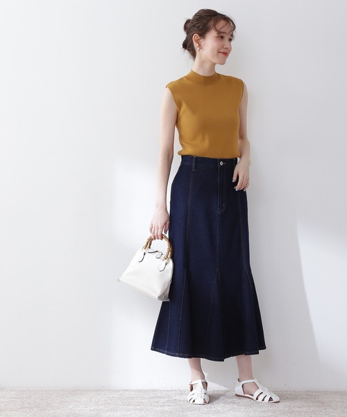 N.（N. Natural Beauty Basic）（エヌエヌナチュラルビューティーベーシック）の「◆総針ボトルネックノースリーブニット（ニット/セーター・レディース・ブラック/ブラウン/オフホワイト/イエロー/グリーン・MEDIUM）」の13枚目の写真