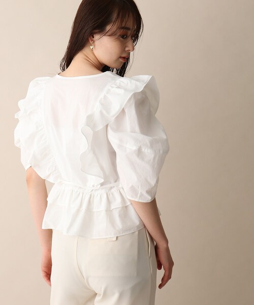 OPAQUE.CLIP(オペークドットクリップ)の「◆フリルデザインVネックブラウス(シャツ/ブラウス・レディース・ブラック/ホワイト系/レッド系1・38)」の12枚目の写真