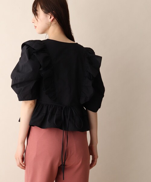 OPAQUE.CLIP(オペークドットクリップ)の「◆フリルデザインVネックブラウス(シャツ/ブラウス・レディース・ブラック/ホワイト系/レッド系1・38)」の20枚目の写真