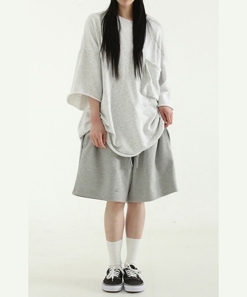 NO NEED(ノーニード)の「ワイドシルエット裏毛ショートパンツ ワイドパンツ/スウェットパンツ/イージーパンツ/(スウェットパンツ・メンズ・ブラック/グレー・フリ-)」の11枚目の写真