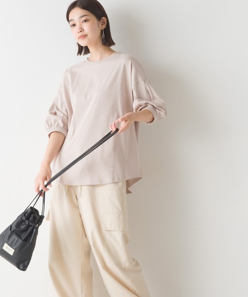 OMNES（オムネス）の「撥水加工タックボリューム半袖Tシャツ（Tシャツ/カットソー・レディース・ベージュ/ホワイト/ブラック/ピンク/ネイビー・FREE）」の12枚目の写真
