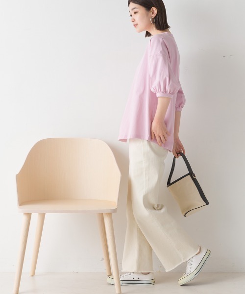 OMNES（オムネス）の「撥水加工タックボリューム半袖Tシャツ（Tシャツ/カットソー・レディース・ベージュ/ホワイト/ブラック/ピンク/ネイビー・FREE）」の10枚目の写真