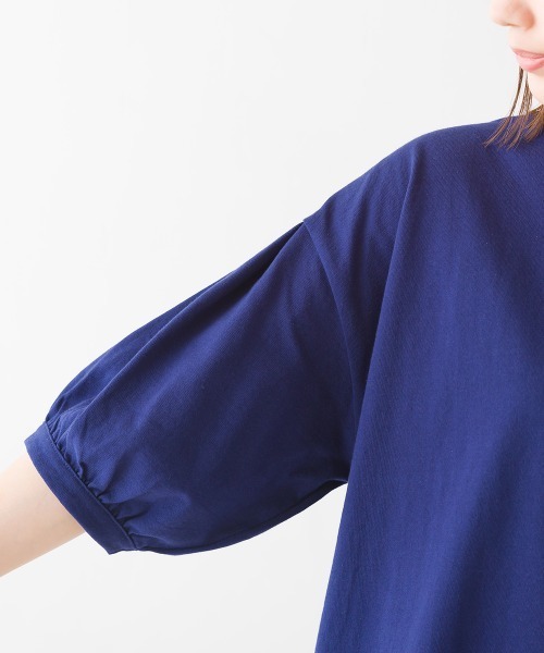 OMNES（オムネス）の「撥水加工タックボリューム半袖Tシャツ（Tシャツ/カットソー・レディース・ベージュ/ホワイト/ブラック/ピンク/ネイビー・FREE）」の7枚目の写真