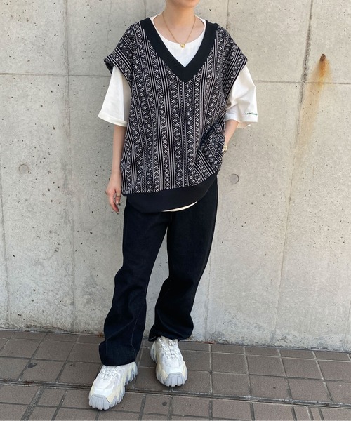 PairPair（ペアペア）の「ジャガードベスト(ユニセックス)（ベスト・レディース・ブラック/ベージュ/グレー・MEDIUM/LARGE）」の7枚目の写真