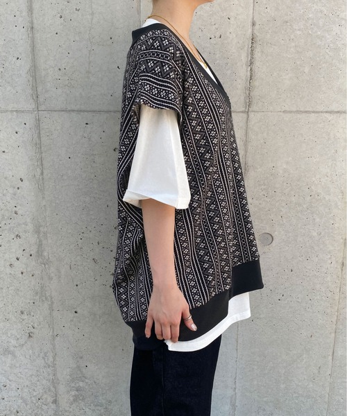 PairPair（ペアペア）の「ジャガードベスト(ユニセックス)（ベスト・レディース・ブラック/ベージュ/グレー・MEDIUM/LARGE）」の5枚目の写真