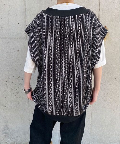 PairPair（ペアペア）の「ジャガードベスト(ユニセックス)（ベスト・レディース・ブラック/ベージュ/グレー・MEDIUM/LARGE）」の6枚目の写真