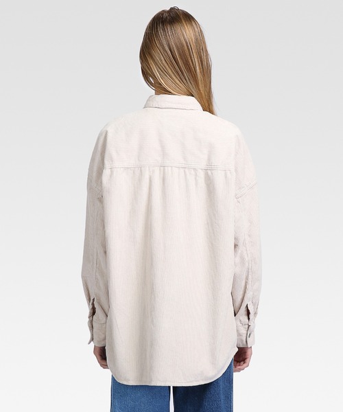 tommy jeans（トミー ジーンズ）の「コーデュロイオーバーシャツ（シャツ/ブラウス・レディース・ピンク/ベージュ・LARGE/X-SMALL/MEDIUM/SMALL/X-LARGE）」の8枚目の写真