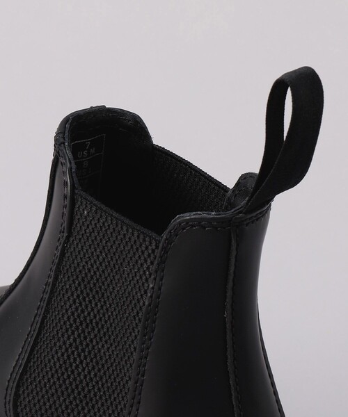 Dr. Martens（ドクターマーチン）の「Dr.Martens/ドクターマーチン 2976CHELSEA BOOT/チェルシーブーツ/2976　サイドゴアブーツ（ブーツ・レディース・ブラック/イエロー/ホワイト・4/6/8/5/7/9）」の11枚目の写真