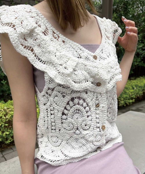 Twinkle;pm(トゥインクルピーエム)の「ノースリーブかぎ針編みブラウス(シャツ/ブラウス・レディース・ベージュ/ホワイト・FREE)」の6枚目の写真