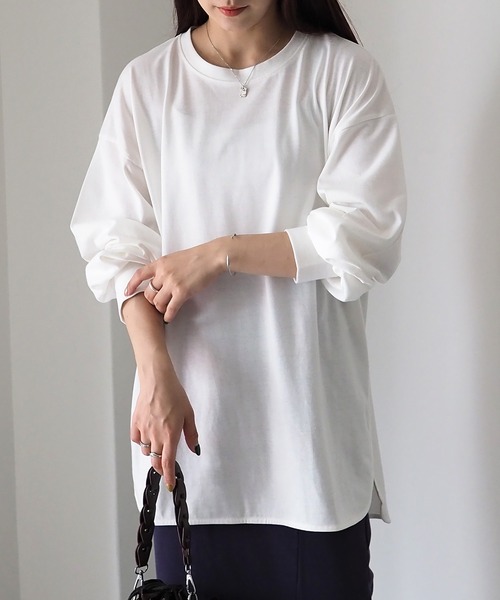 Riberry(リベリー)の「ボリューム袖ラウンドヘムロンT(Tシャツ/カットソー・レディース・オフホワイト/スミクロ・FREE)」の17枚目の写真