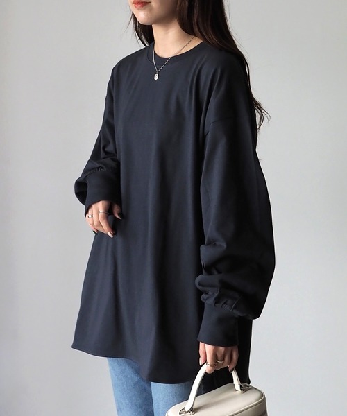 Riberry(リベリー)の「ボリューム袖ラウンドヘムロンT(Tシャツ/カットソー・レディース・オフホワイト/スミクロ・FREE)」の19枚目の写真