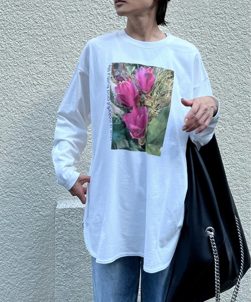 y/m by Yukie(イムバイユキエ)の「flower photo ロンT(Tシャツ/カットソー・レディース・ホワイト・FREE)」の5枚目の写真