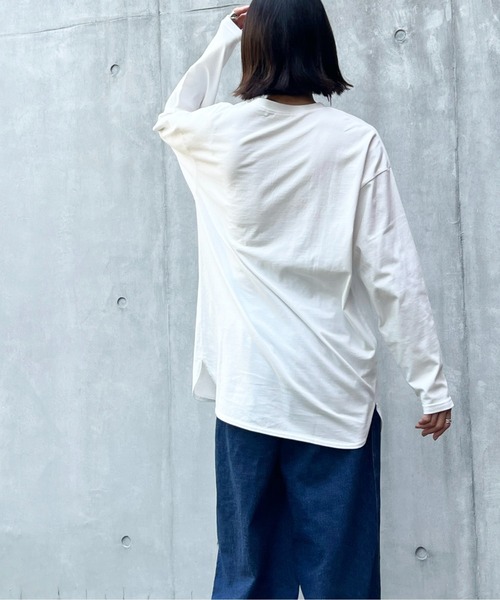 y/m by Yukie(イムバイユキエ)の「flower photo ロンT(Tシャツ/カットソー・レディース・ホワイト・FREE)」の20枚目の写真