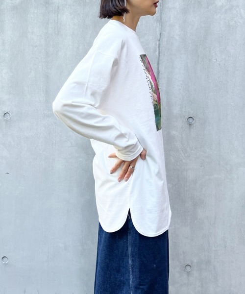 y/m by Yukie(イムバイユキエ)の「flower photo ロンT(Tシャツ/カットソー・レディース・ホワイト・FREE)」の13枚目の写真