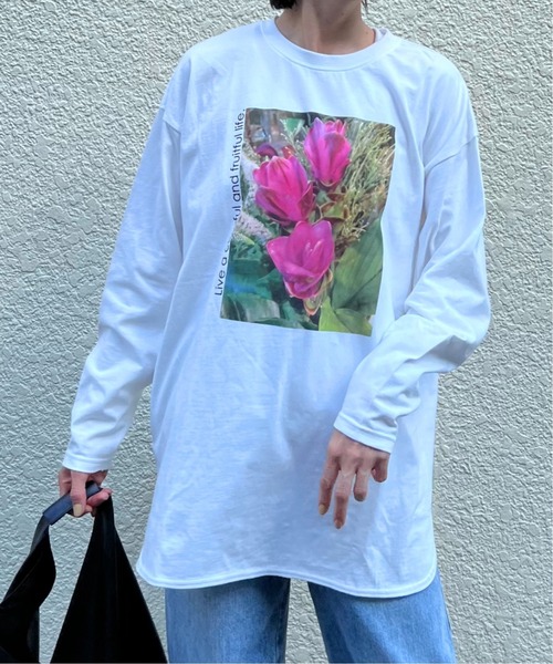 y/m by Yukie(イムバイユキエ)の「flower photo ロンT(Tシャツ/カットソー・レディース・ホワイト・FREE)」の21枚目の写真
