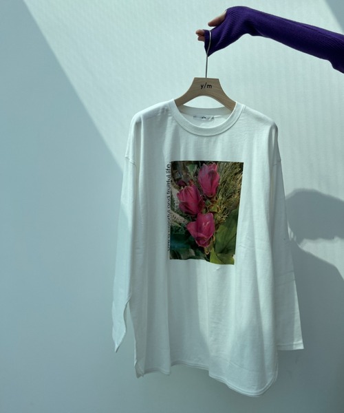 y/m by Yukie(イムバイユキエ)の「flower photo ロンT(Tシャツ/カットソー・レディース・ホワイト・FREE)」の22枚目の写真