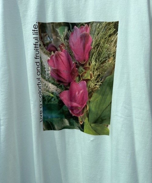 y/m by Yukie(イムバイユキエ)の「flower photo ロンT(Tシャツ/カットソー・レディース・ホワイト・FREE)」の6枚目の写真
