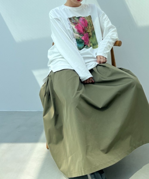 y/m by Yukie(イムバイユキエ)の「flower photo ロンT(Tシャツ/カットソー・レディース・ホワイト・FREE)」の16枚目の写真