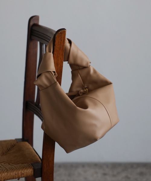 Bonjour Sagan（ボンジュールサガン）の「ダブルノットバッグ（ハンドバッグ・レディース・ブラック/ブラウン/ベージュ・FREE）」の16枚目の写真