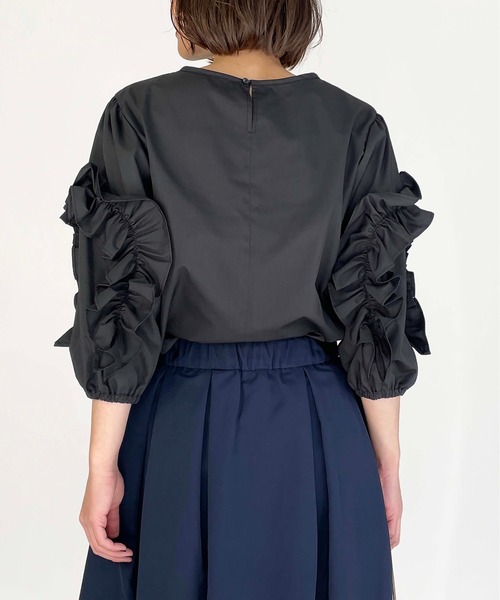 BE NEAT（ビーニート）の「【日本製】袖フリルブラウス（シャツ/ブラウス・レディース・ホワイト/ブラック・M）」の17枚目の写真