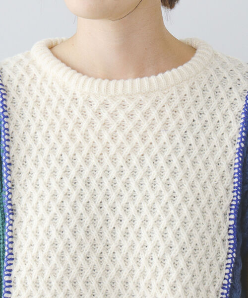 BEAMS HEART（ビームスハート）の「BEAMS HEART / パッチワーク 配色ニット（ニット/セーター・レディース・グレー/ベージュ/ホワイト系その他5・FREE）」の13枚目の写真