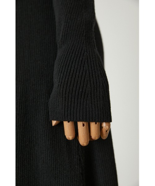 RIM.ARK（リムアーク）の「High collar flare knit OP（ワンピース