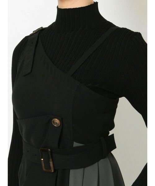 MURUA（ムルーア）の「アシメプリーツジャンパースカート（ワンピース・レディース・ブラック/カーキ・1/2）」の17枚目の写真